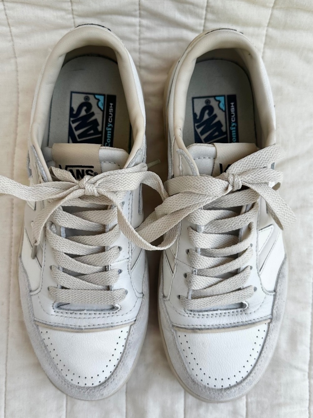 Vans Lowland Serio Collection Comfy Cush | Vintage White | Women's 8 / Men's 6.5